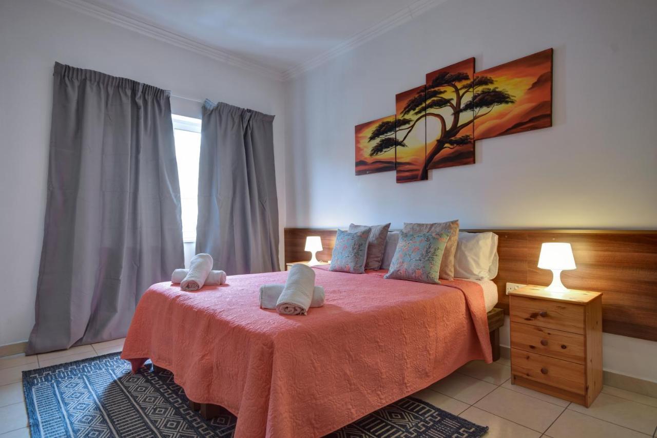 Morina Court - St Julians Seaside Bliss Apartments And Penthouse By Shortletsmalta San Giuliano Esterno foto