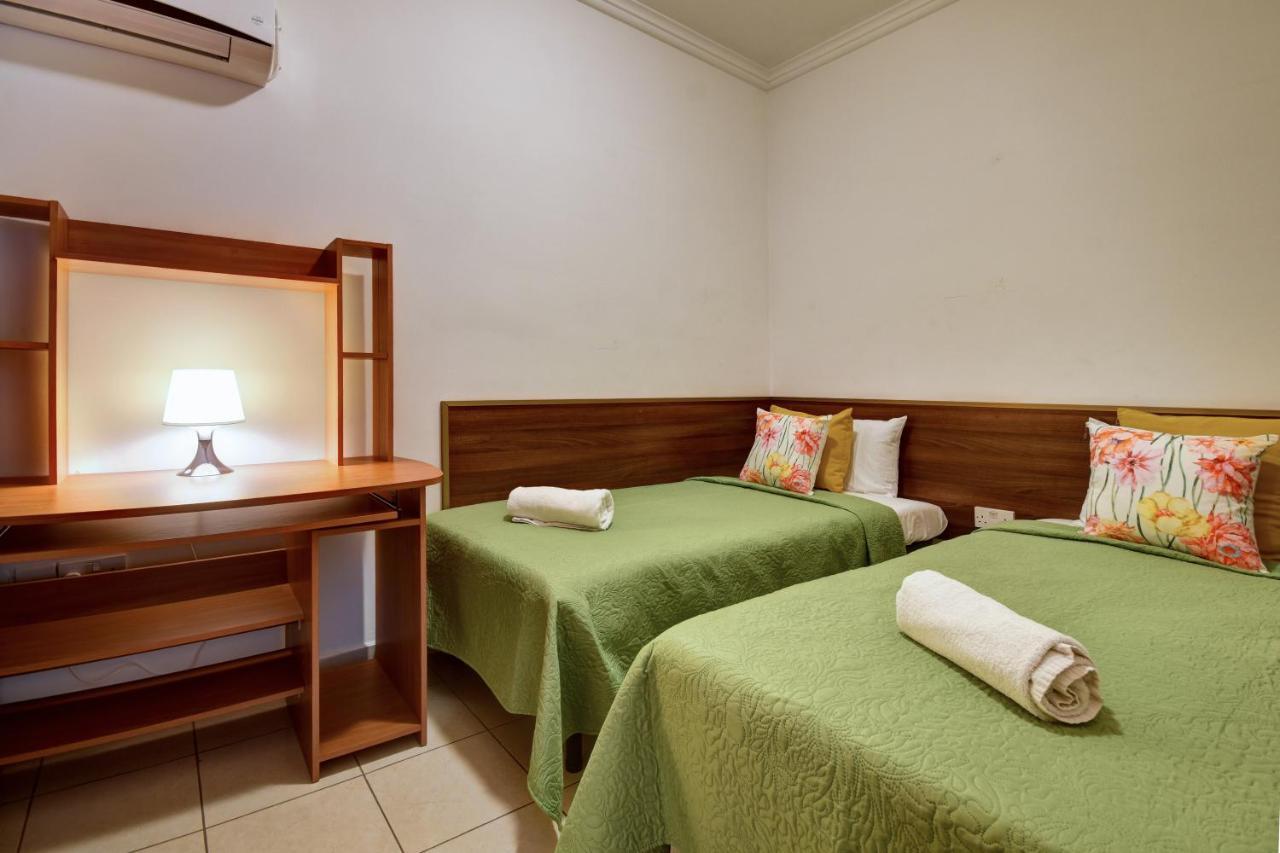 Morina Court - St Julians Seaside Bliss Apartments And Penthouse By Shortletsmalta San Giuliano Esterno foto